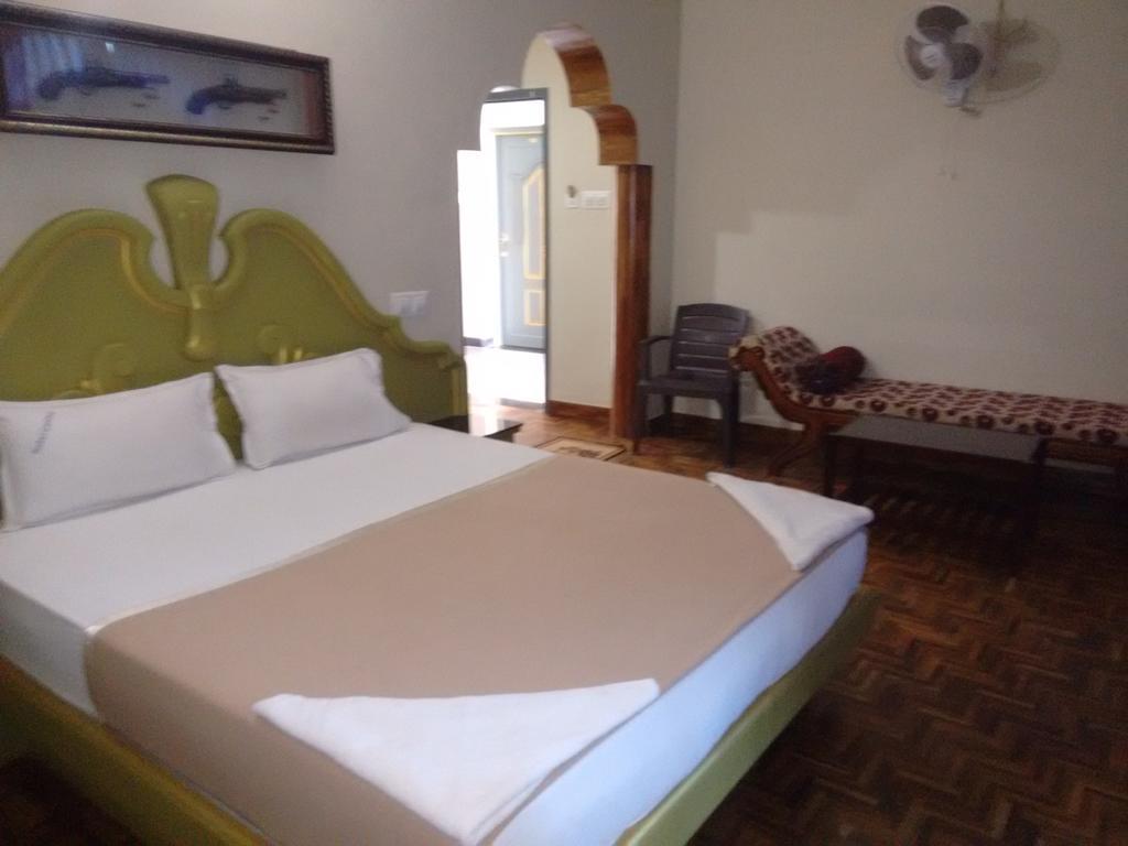 Hotel Chithra Kanyakumari Room photo